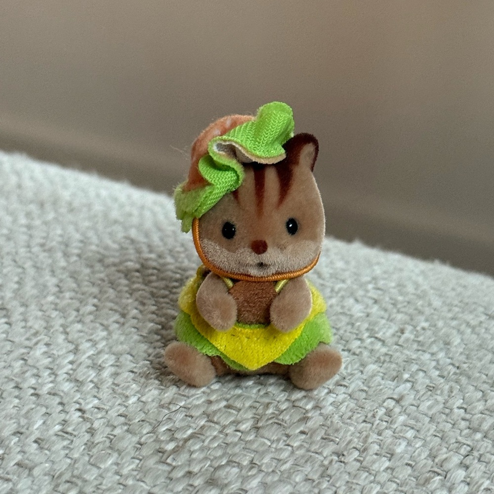 Sylvanian Familes/Calico Critters Baby Hamburger Shop Series